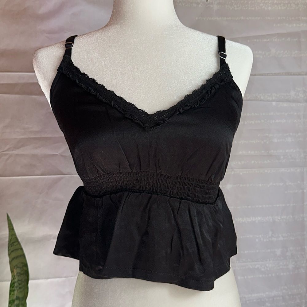 SHYANNE bustier Crop Top